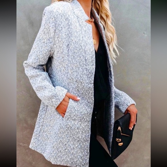 VICI Tayshia Pocketed Coat - Picture 4 of 7